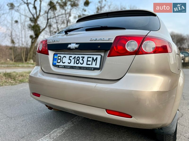 Хэтчбек Chevrolet Lacetti 2011 в Львове