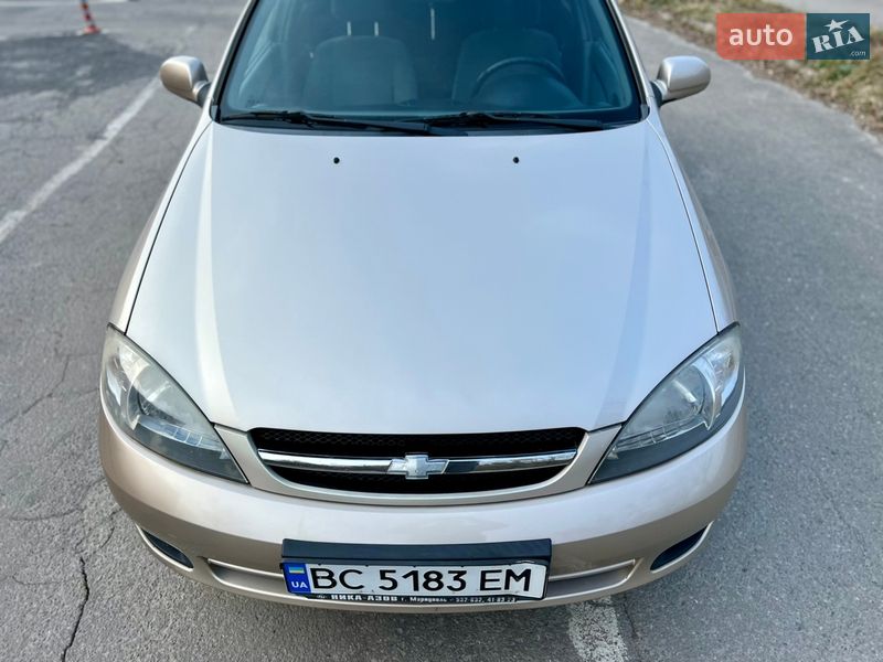 Хэтчбек Chevrolet Lacetti 2011 в Львове