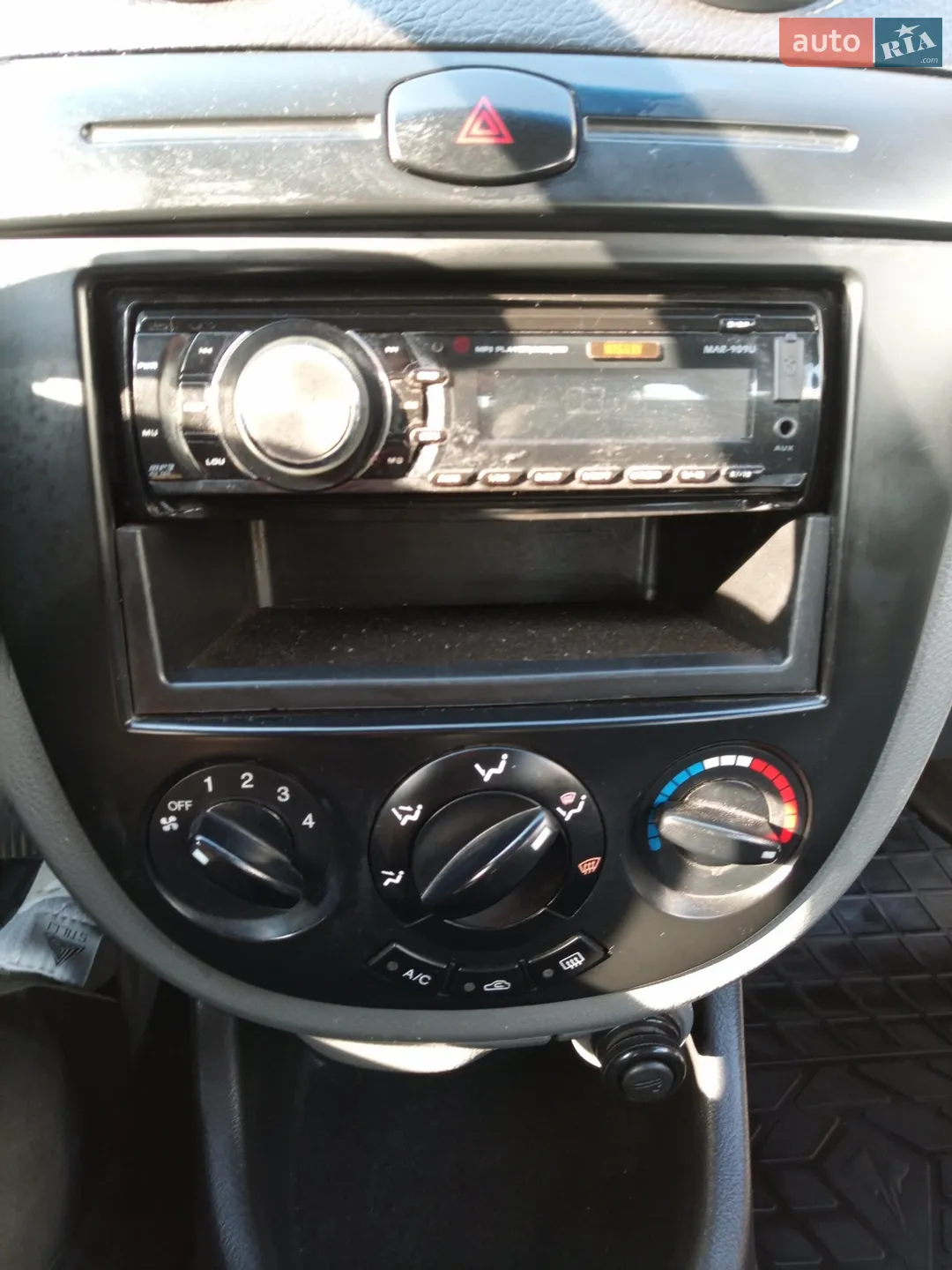 Chevrolet Lacetti 2010 VIN KL1NF35B1BK002575 фото оголошення 8 з 11