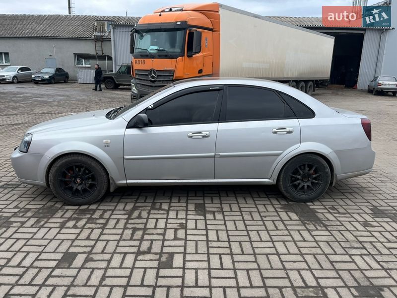 Седан Chevrolet Lacetti 2004 в Павлограде