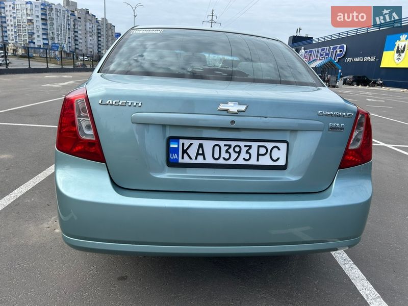 Седан Chevrolet Lacetti 2004 в Чернигове