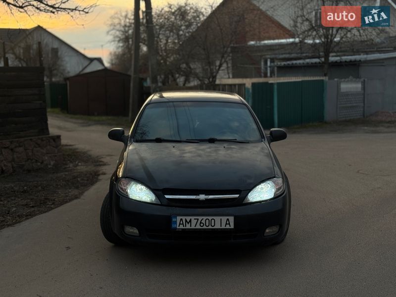 Хэтчбек Chevrolet Lacetti 2007 в Житомире