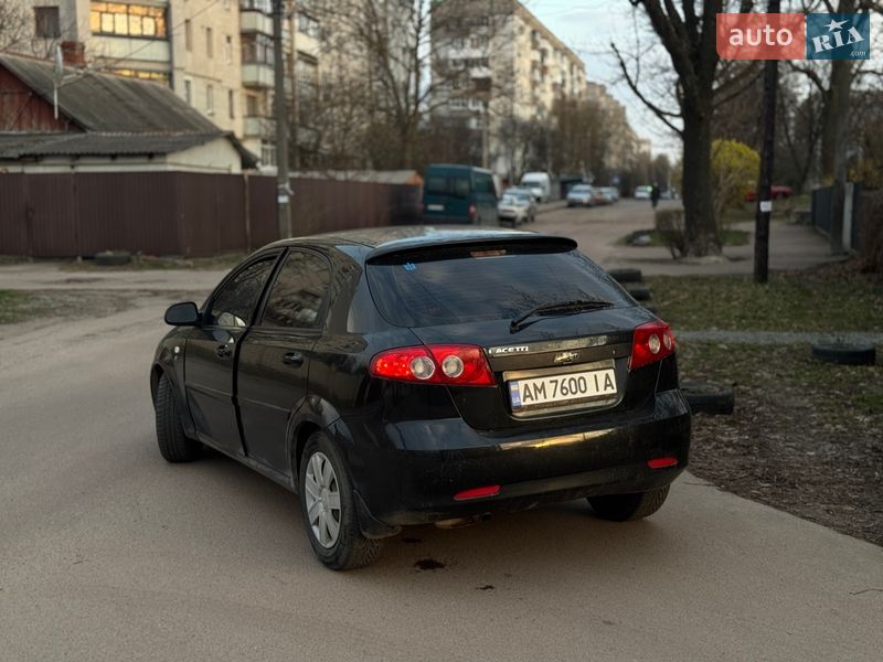 Хэтчбек Chevrolet Lacetti 2007 в Житомире