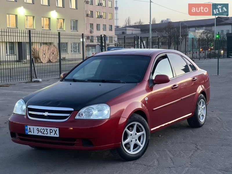 Седан Chevrolet Lacetti 2004 в Києві