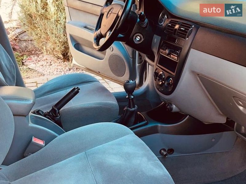 Седан Chevrolet Lacetti 2007 в Киеве