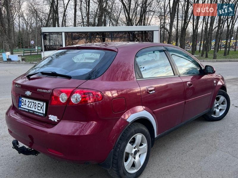 Хэтчбек Chevrolet Lacetti 2004 в Кропивницком фото 3 Хэтчбек Chevrolet Lacetti 2004 в Кропивницком