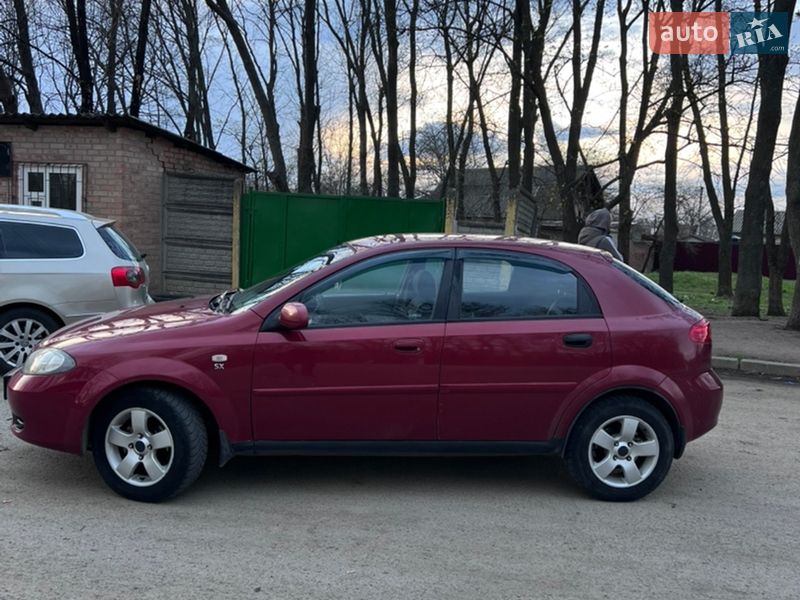 Хэтчбек Chevrolet Lacetti 2004 в Кропивницком фото 6 Хэтчбек Chevrolet Lacetti 2004 в Кропивницком