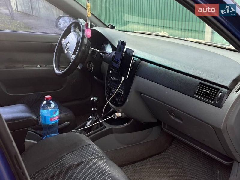 Седан Chevrolet Lacetti 2005 в Полтаве
