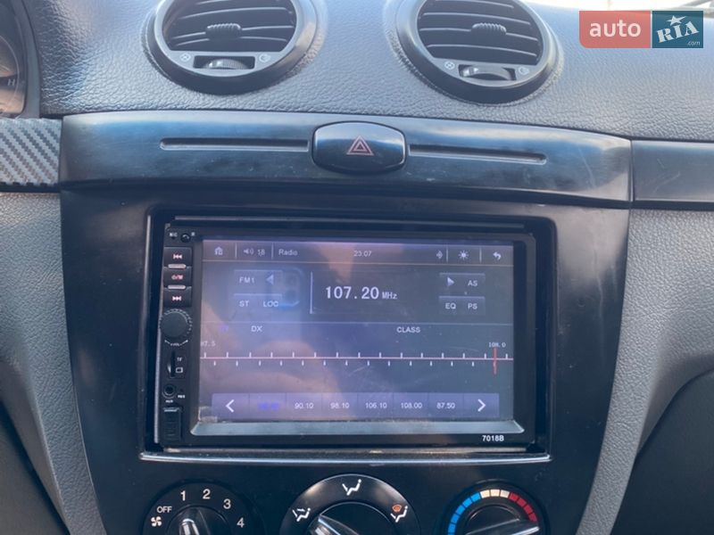 Хэтчбек Chevrolet Lacetti 2006 в Львове