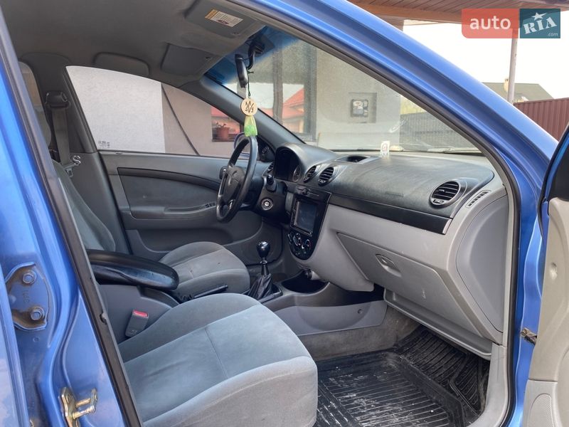Хэтчбек Chevrolet Lacetti 2006 в Львове