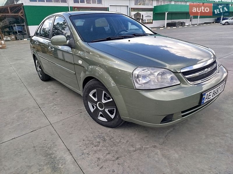 Седан Chevrolet Lacetti 2004 в Павлограде