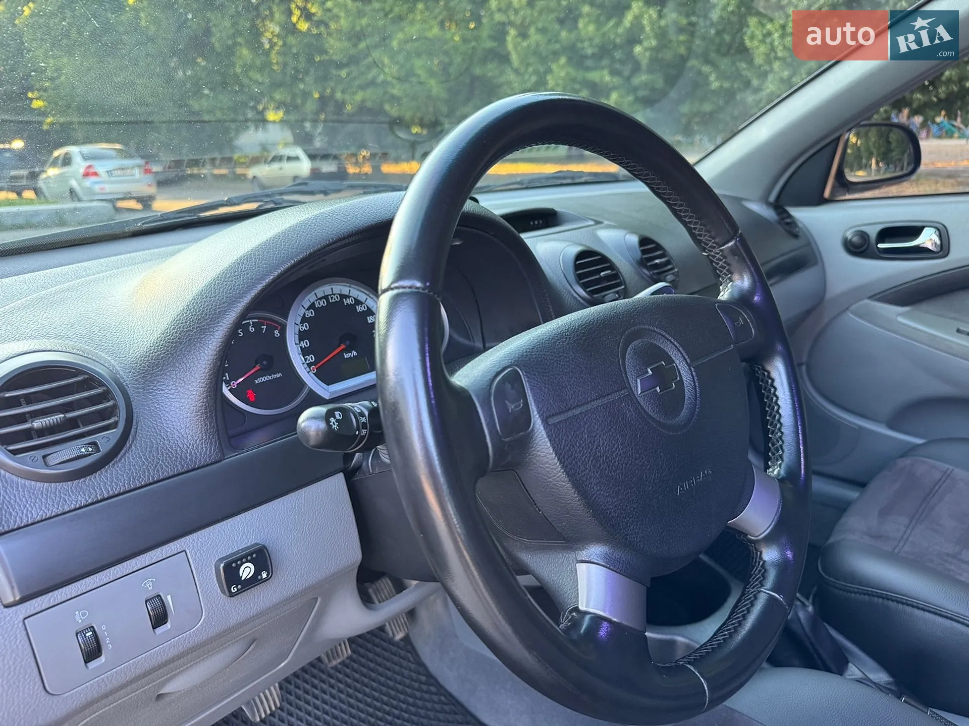 2012 Chevrolet Lacetti - мініатюра 28