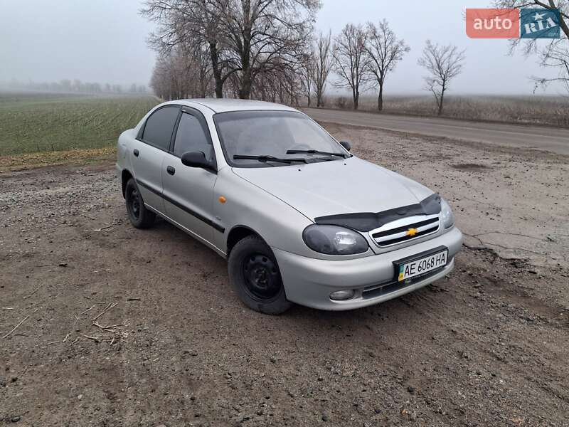 Седан Chevrolet Lanos 2007 в Покровском