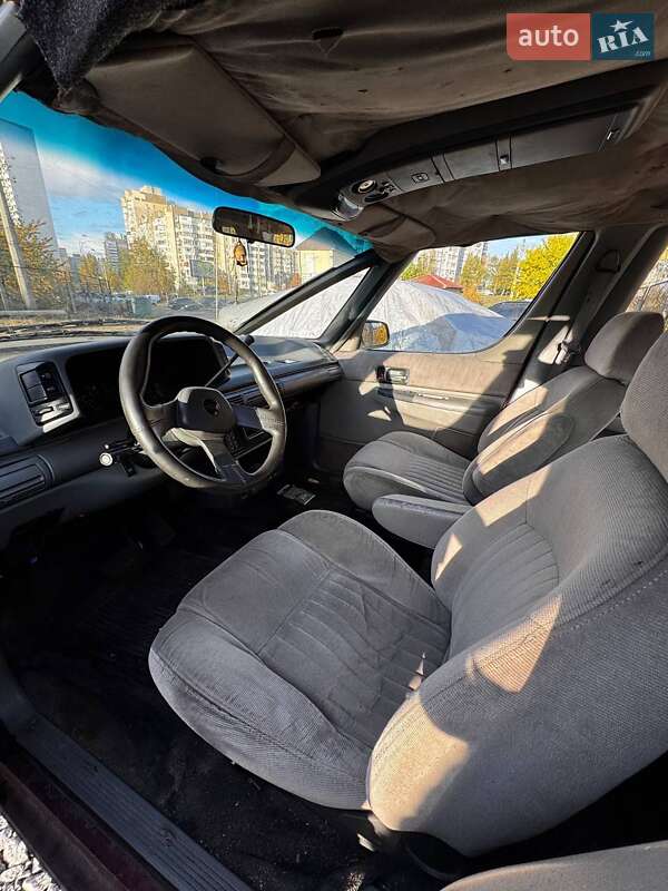 Мінівен Chevrolet Lumina APV 1990 в Києві