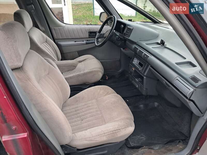 Мінівен Chevrolet Lumina APV 1990 в Бучі