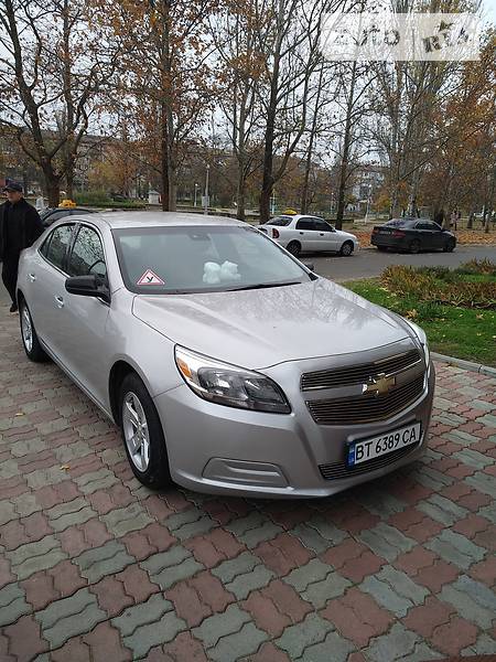 Седан Chevrolet Malibu 2014 в Новой Каховке