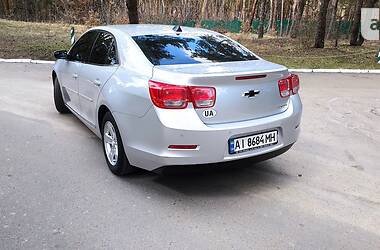 Седан Chevrolet Malibu 2013 в Киеве