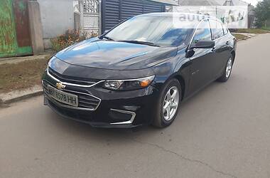 Седан Chevrolet Malibu 2016 в Кременчуге
