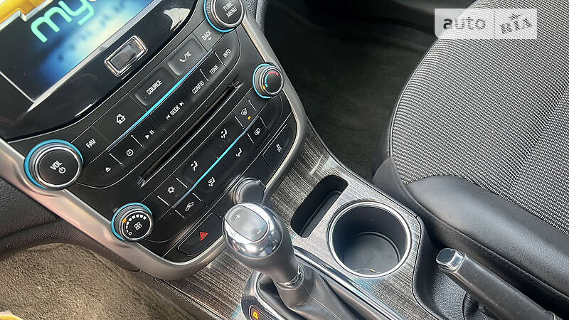 Седан Chevrolet Malibu 2014 в Дрогобыче