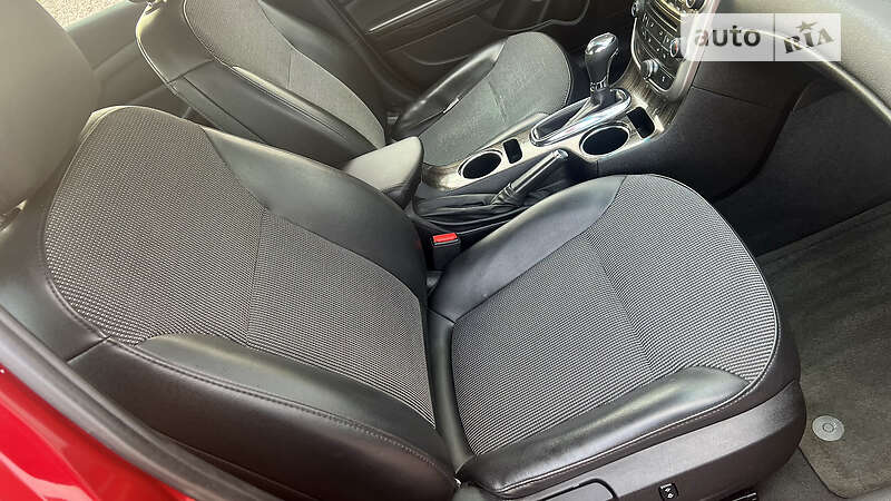 Седан Chevrolet Malibu 2014 в Дрогобыче