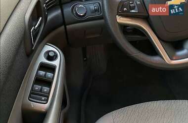 Седан Chevrolet Malibu 2014 в Ужгороді