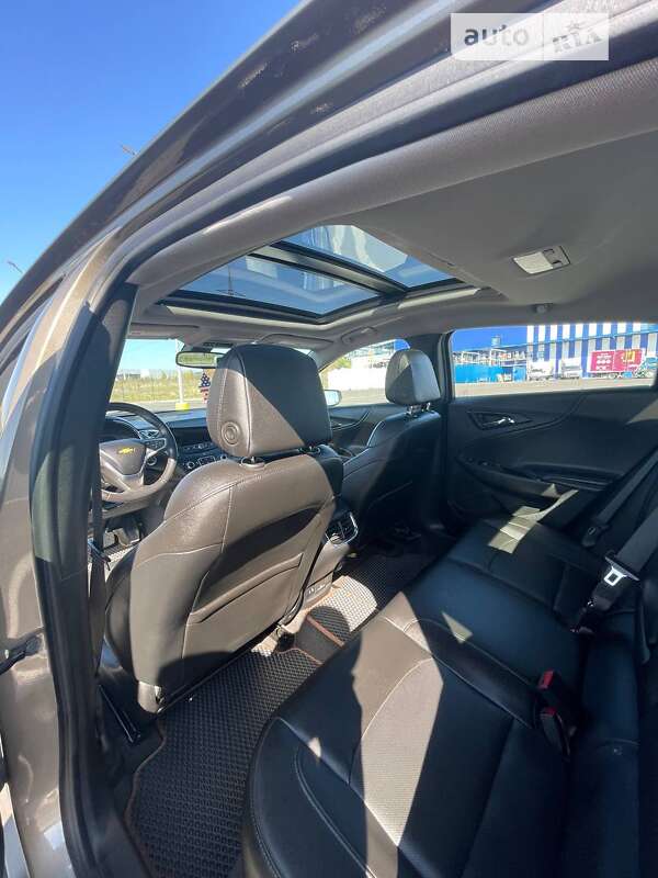 Седан Chevrolet Malibu 2019 в Ровно