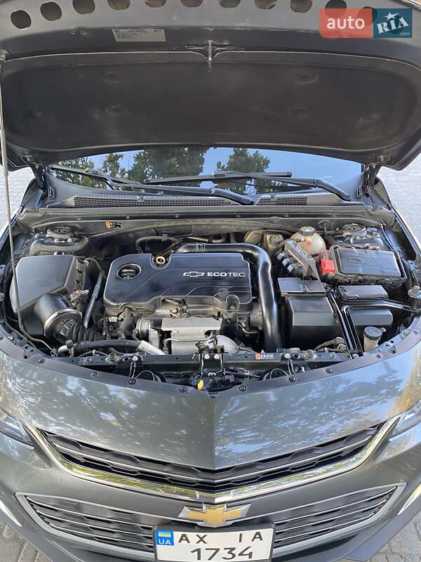 Седан Chevrolet Malibu 2015 в Киеве