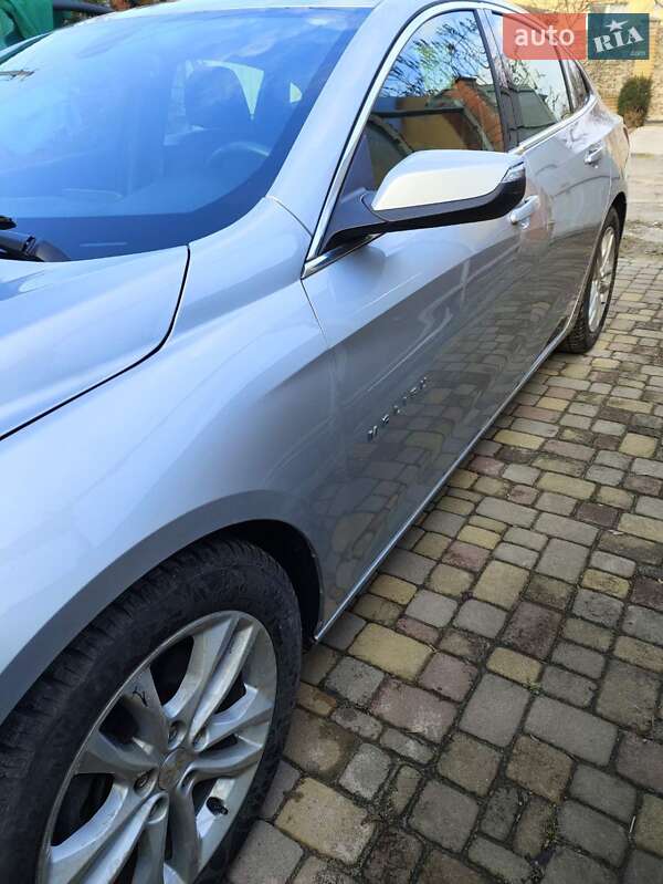 Седан Chevrolet Malibu 2016 в Вышгороде