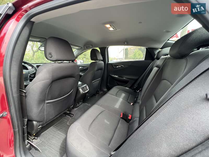 Седан Chevrolet Malibu 2016 в Одесі