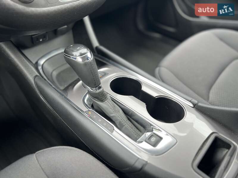 Седан Chevrolet Malibu 2016 в Одесі