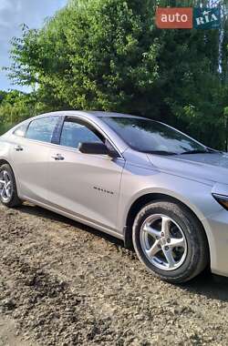 Седан Chevrolet Malibu 2016 в Виннице