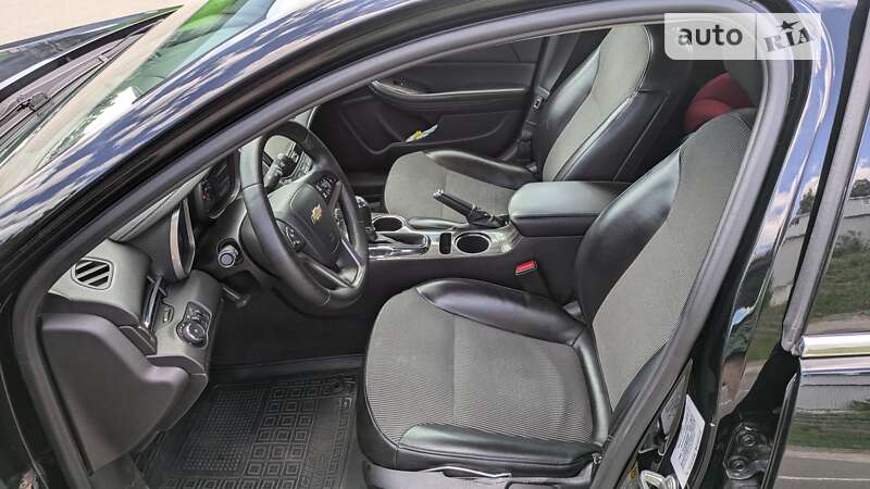 Седан Chevrolet Malibu 2016 в Києві