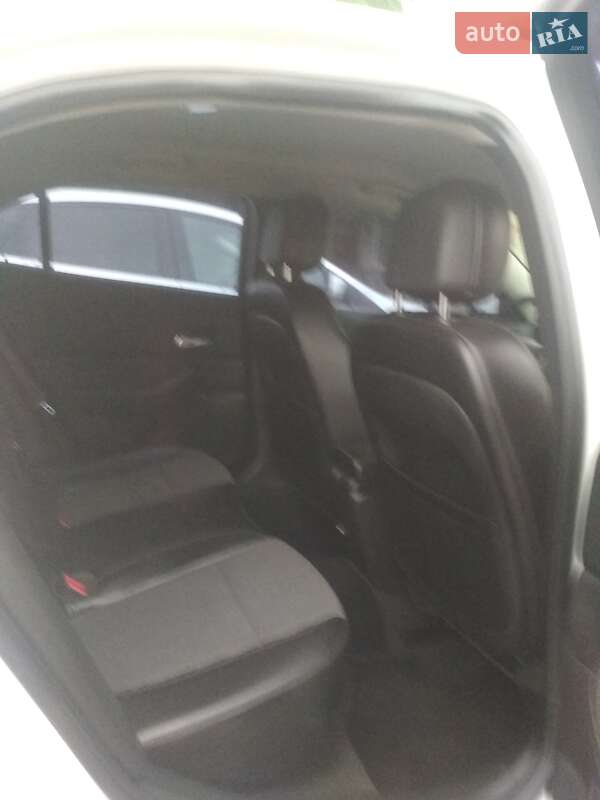 Седан Chevrolet Malibu 2015 в Харкові