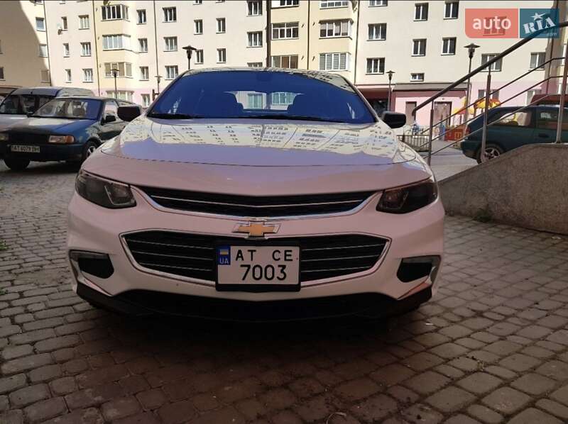Седан Chevrolet Malibu 2016 в Івано-Франківську