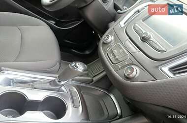 Седан Chevrolet Malibu 2018 в Черкасах