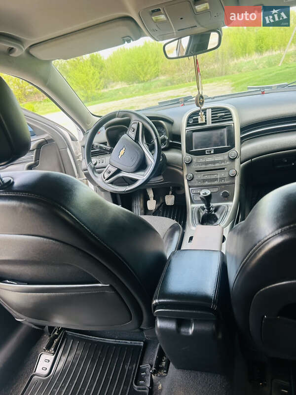 Седан Chevrolet Malibu 2012 в Золочеве