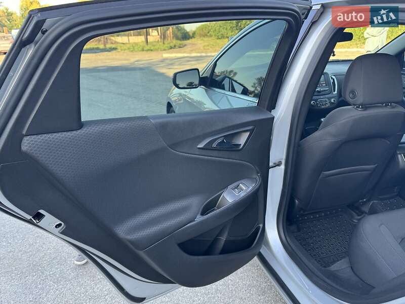 Седан Chevrolet Malibu 2017 в Кам'янському