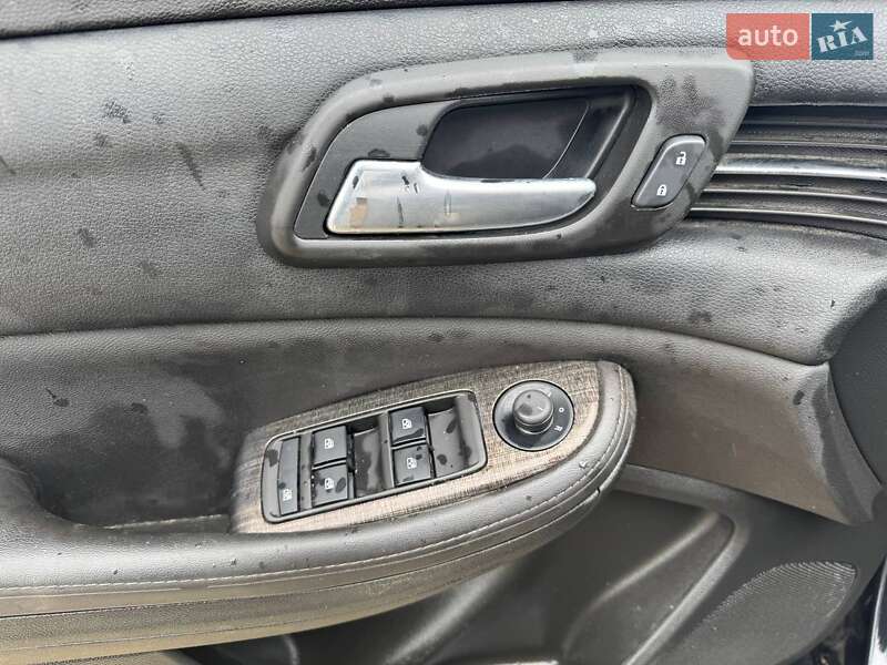 Седан Chevrolet Malibu 2014 в Львові