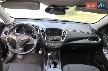 Седан Chevrolet Malibu 2015 в Дніпрі
