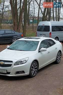 Седан Chevrolet Malibu 2015 в Коростене