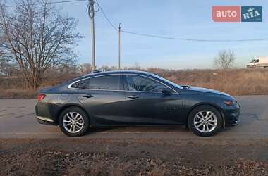 Седан Chevrolet Malibu 2016 в Кременчуці