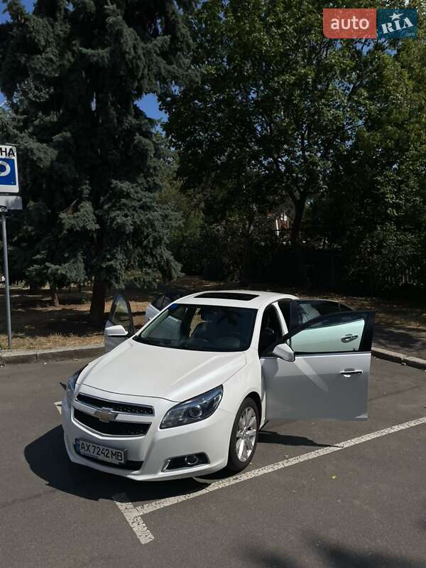 Седан Chevrolet Malibu 2013 в Николаеве