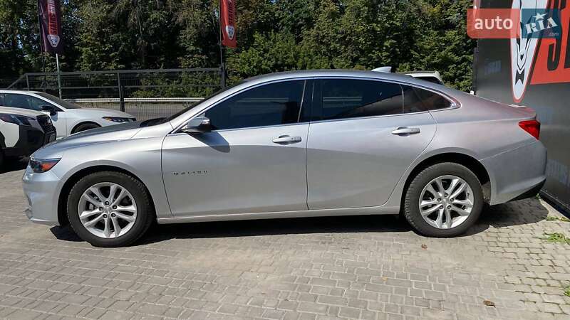Седан Chevrolet Malibu 2016 в Виннице