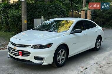 Седан Chevrolet Malibu 2017 в Києві