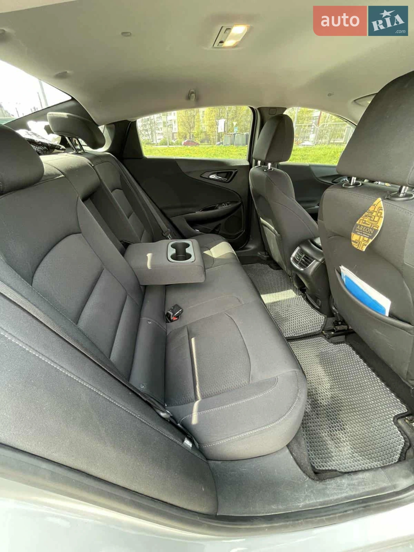 2016 Chevrolet Malibu - мініатюра 3