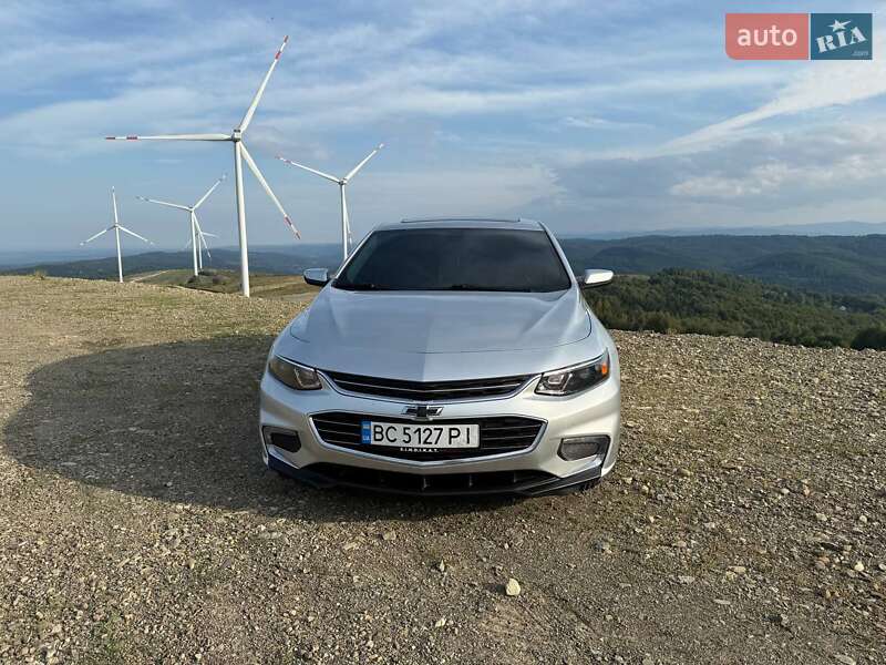 Седан Chevrolet Malibu 2017 в Львове