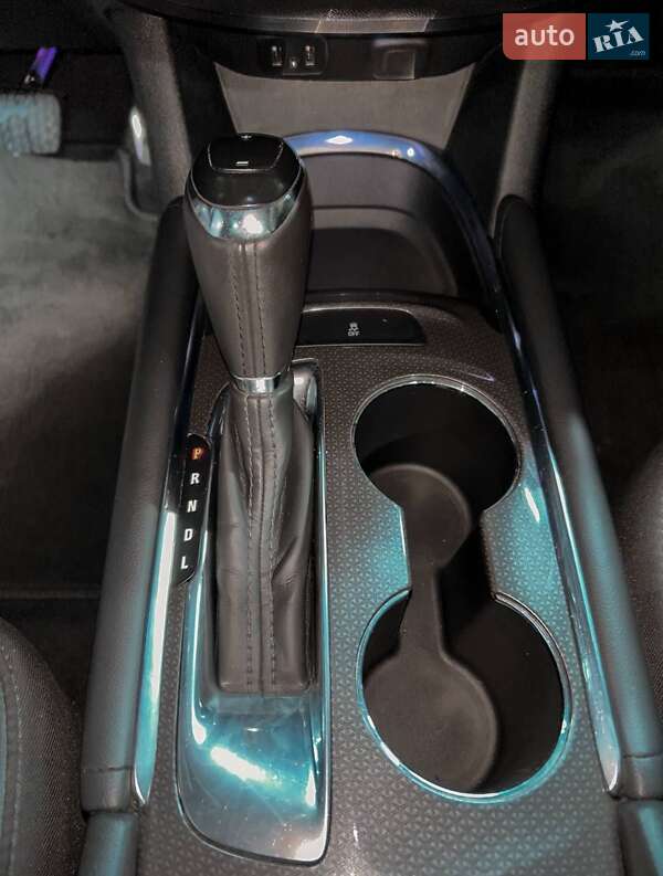 Седан Chevrolet Malibu 2017 в Львове