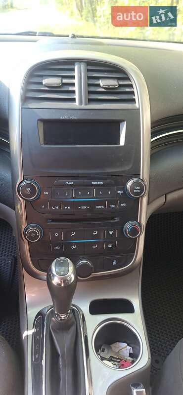 Седан Chevrolet Malibu 2015 в Романове