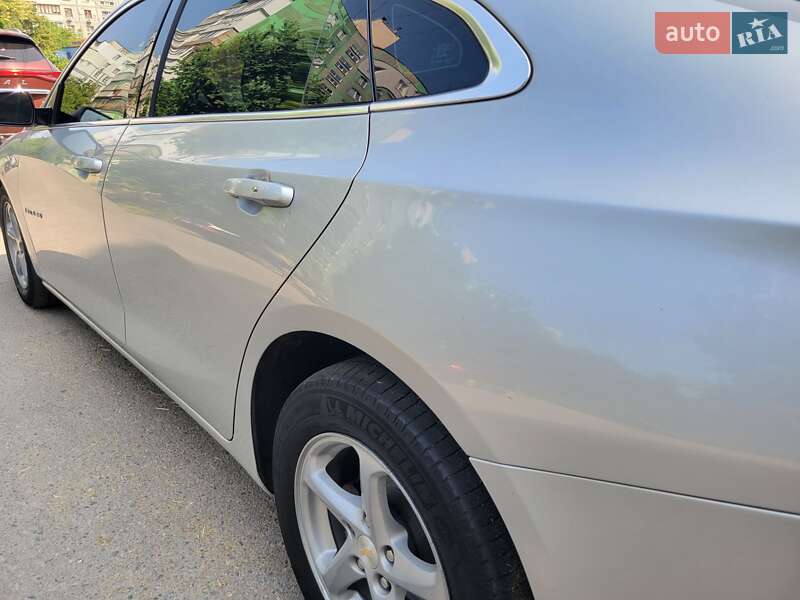 Седан Chevrolet Malibu 2018 в Запорожье