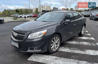 Седан Chevrolet Malibu 2014 в Киеве